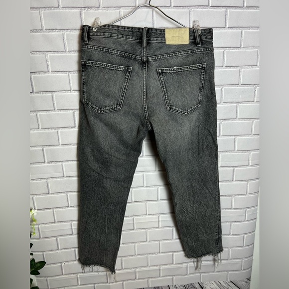 Zara denimwear Men’s gray wash Jeans/size 34 - Picture 7 of 9